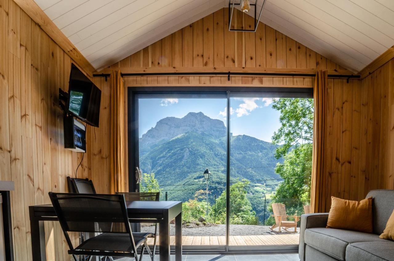 Chalet Les Petits Ecrins - Avec Spas Privatifs *